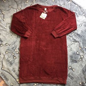 Kate Quinn NWT burgundy velour maternity bubble sweater dress